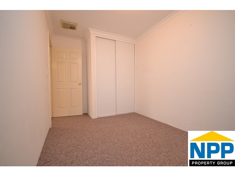 1/13 Mallard Way, Cannington WA 6107