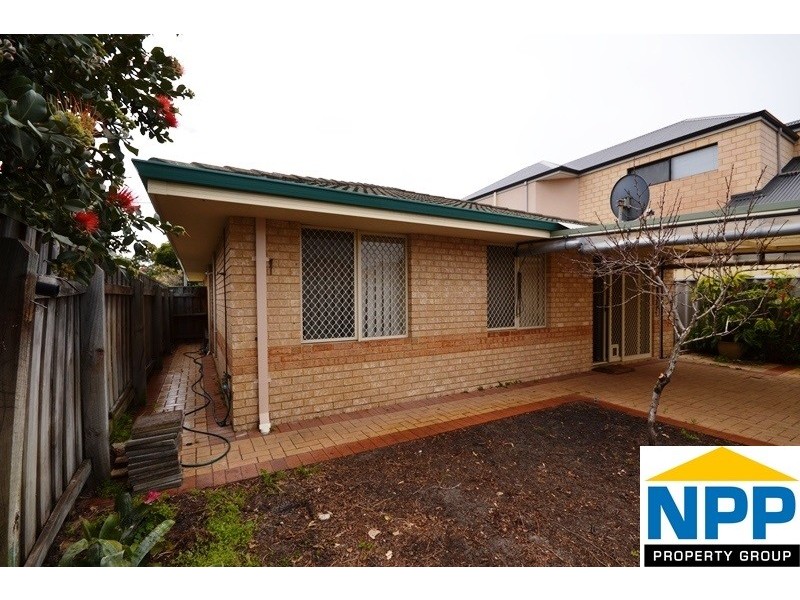 1/13 Mallard Way, Cannington WA 6107