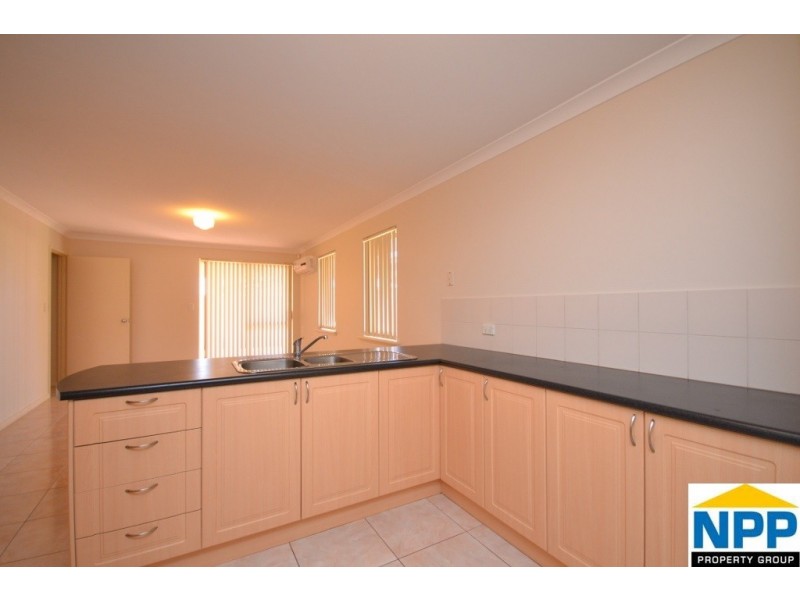 11/51 Braemore Street, Seville Grove WA 6112