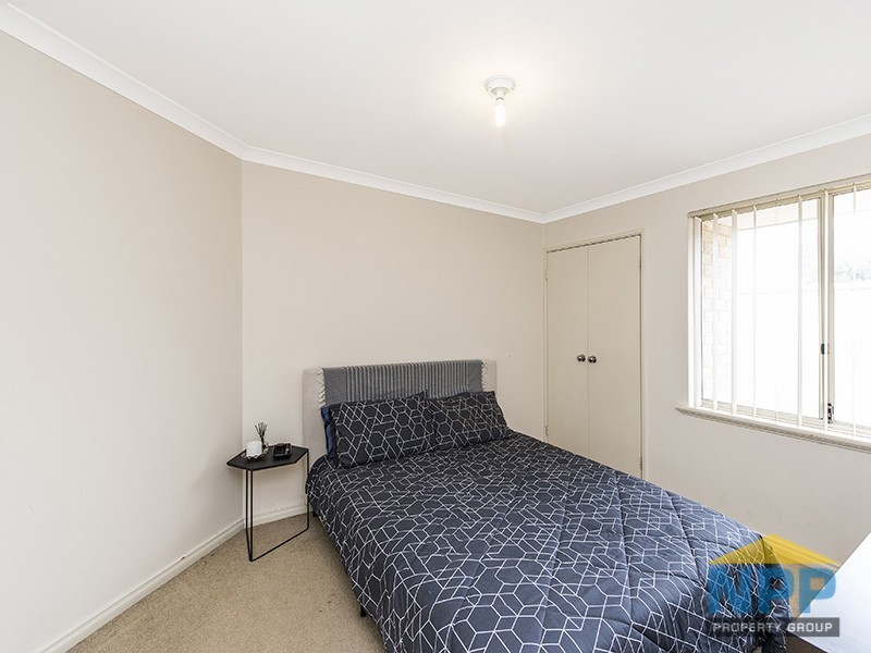12 Makjanich Place, Success WA 6164