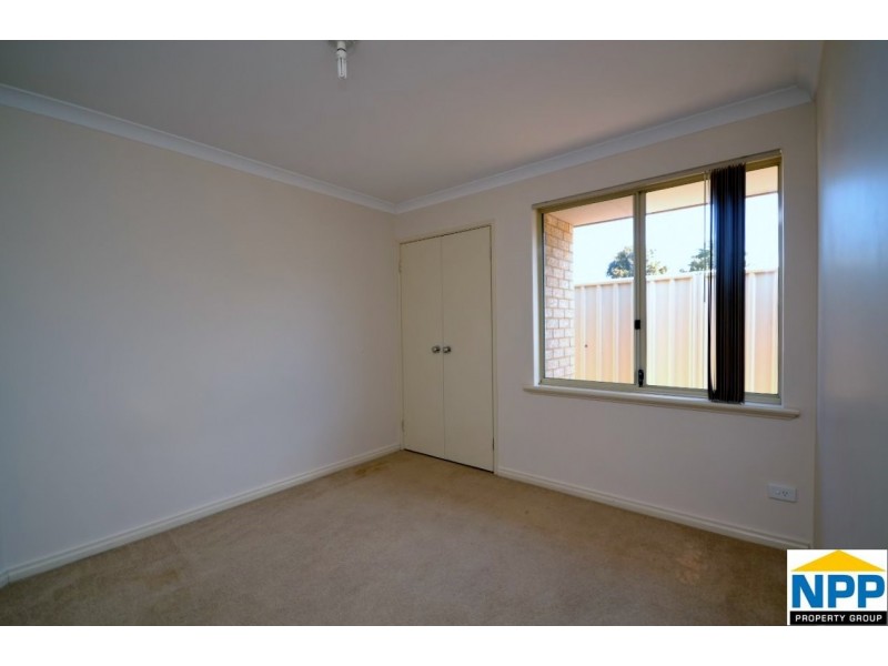 12 Makjanich Place, Success WA 6164