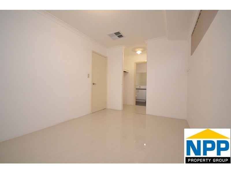 21 Kulin Pass, Canning Vale WA 6155