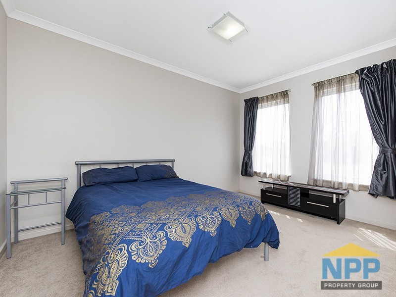 15 Macmillian Boulevard, Canning Vale WA 6155