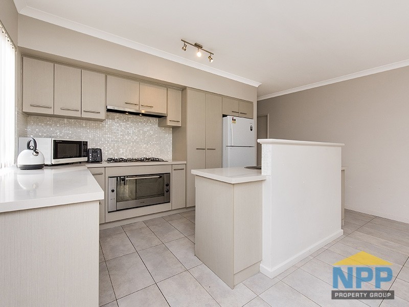 15 Macmillian Boulevard, Canning Vale WA 6155