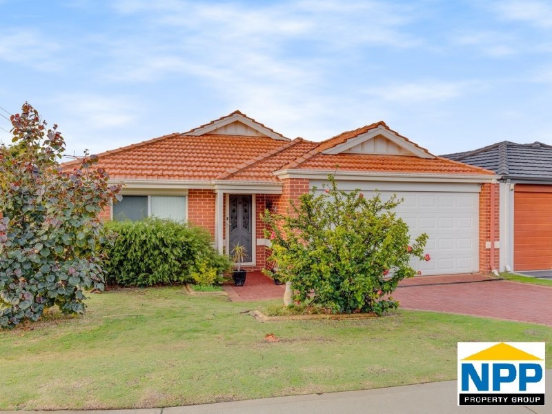 19 Cranbrook Pass, Canning Vale WA 6155