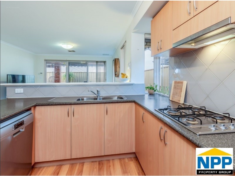 19 Cranbrook Pass, Canning Vale WA 6155