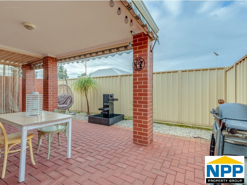19 Cranbrook Pass, Canning Vale WA 6155