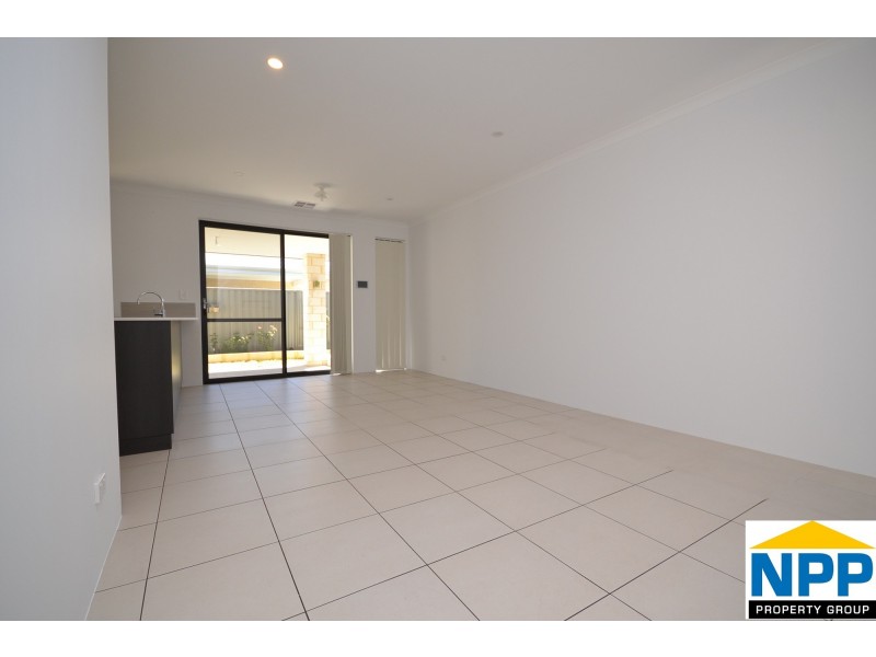 28 Fringed Way, Piara Waters WA 6112
