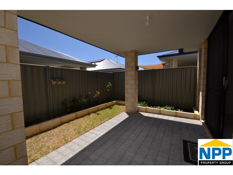 28 Fringed Way, Piara Waters WA 6112