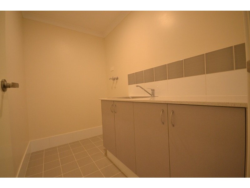 12 Glendalough Loop, Canning Vale WA 6155