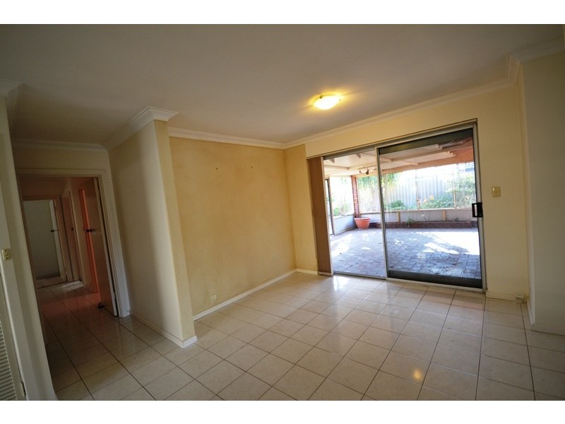 52 Ferndale Crescent, Ferndale WA 6148