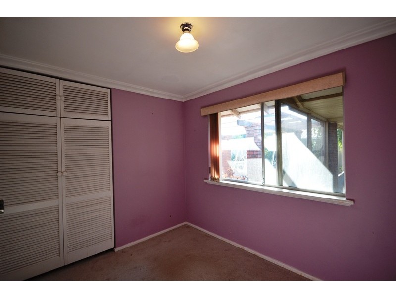 52 Ferndale Crescent, Ferndale WA 6148