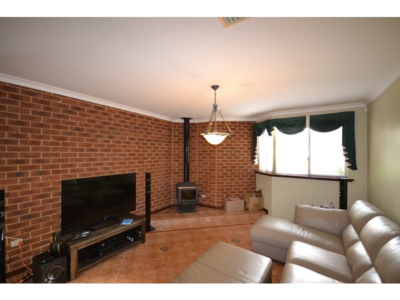 6 Hoya Court, Thornlie WA 6108