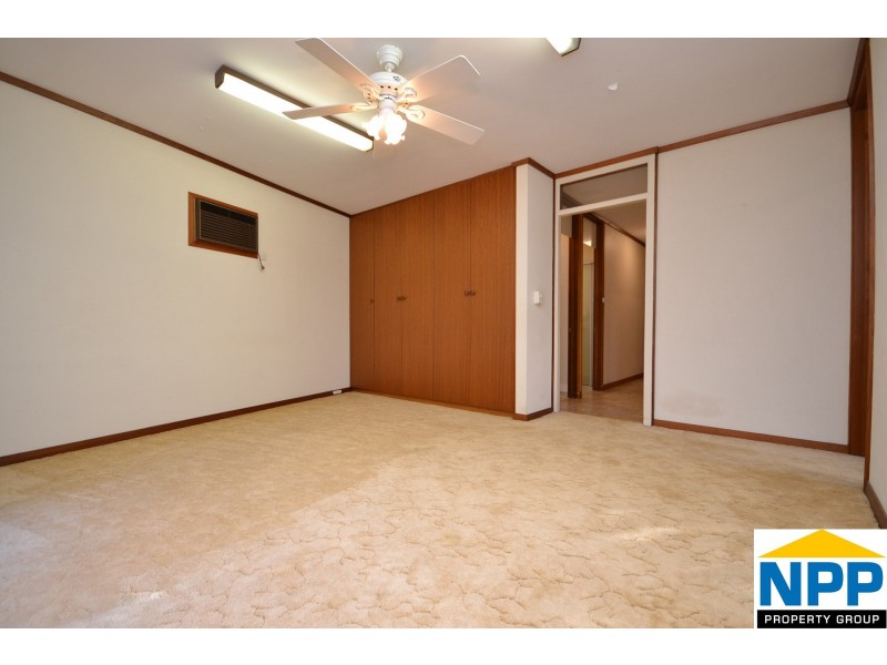 7 Second Avenue, Rossmoyne WA 6148