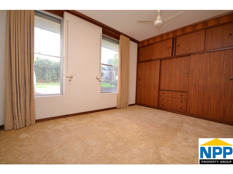 7 Second Avenue, Rossmoyne WA 6148