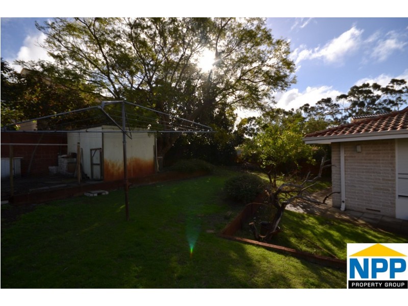 7 Second Avenue, Rossmoyne WA 6148