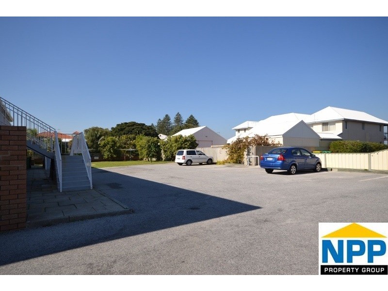 13/31-33 Penquin Road, Shoalwater WA 6169