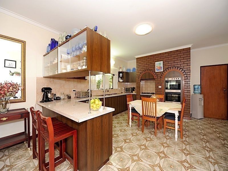 8 Correa Place, Willetton WA 6155