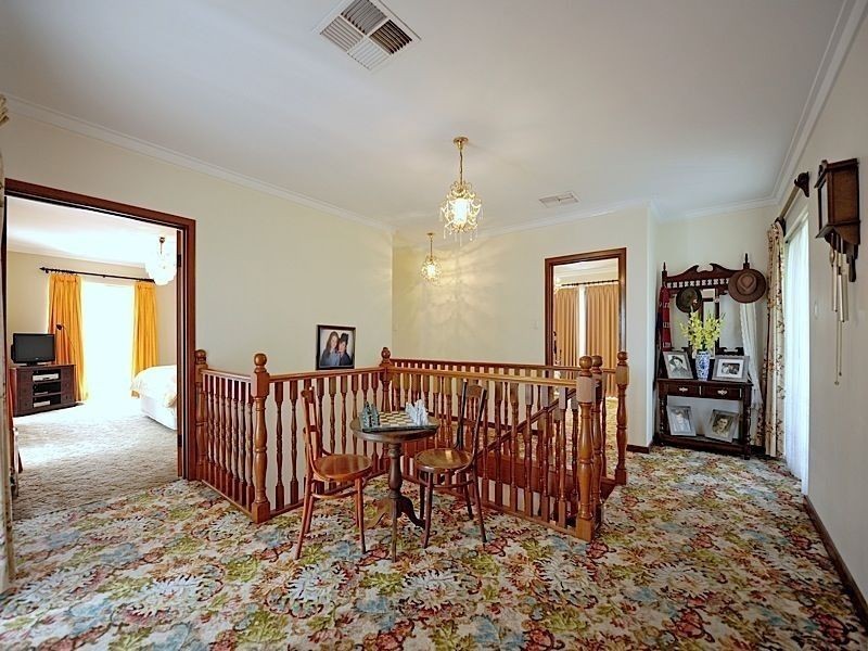 8 Correa Place, Willetton WA 6155