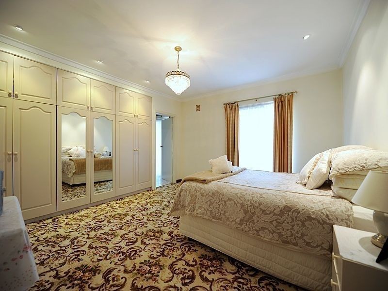 8 Correa Place, Willetton WA 6155