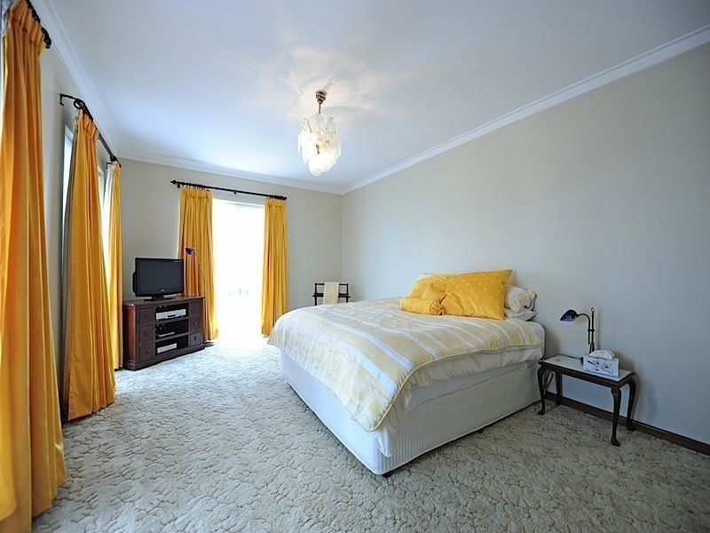 8 Correa Place, Willetton WA 6155