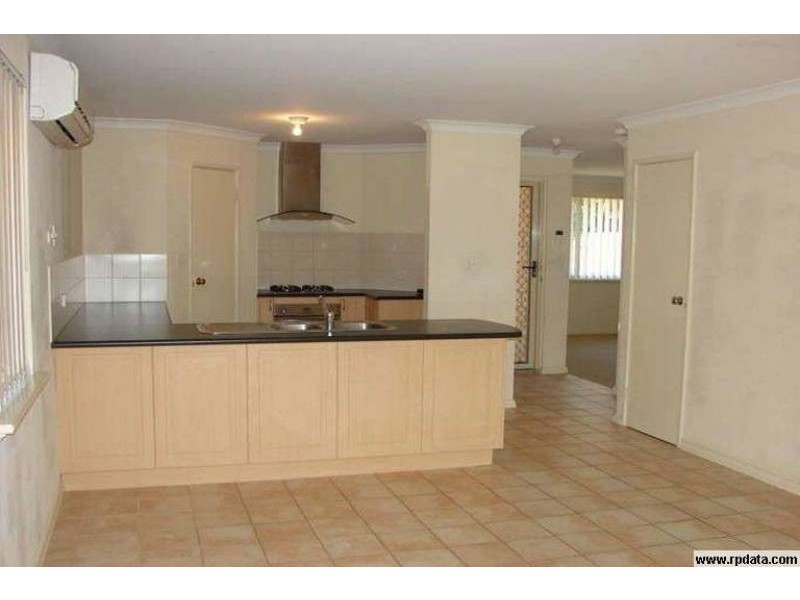 13/51 Braemore Street, Seville Grove WA 6112