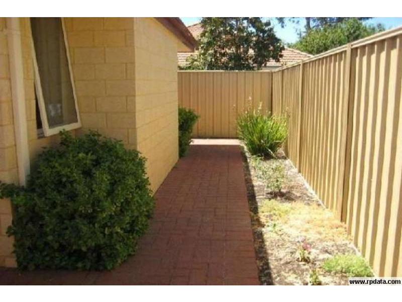 13/51 Braemore Street, Seville Grove WA 6112