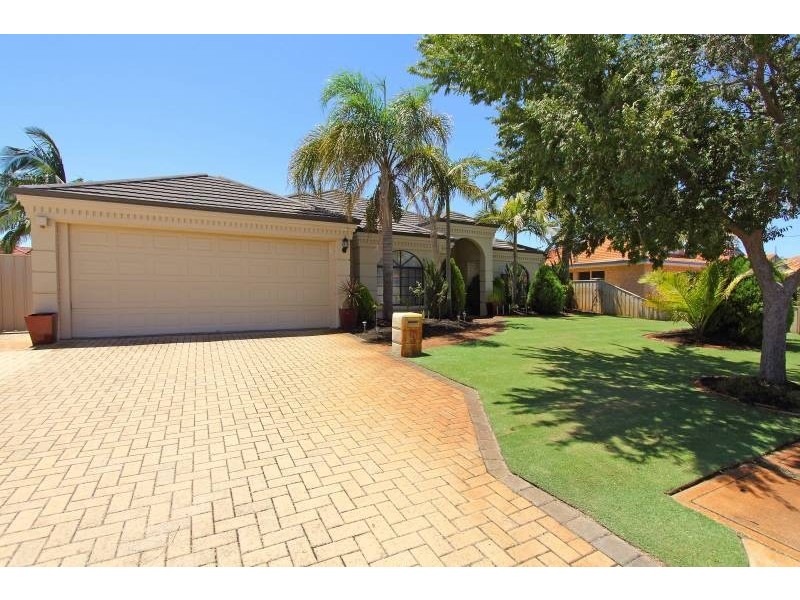 21 Engleswood Arcade, Canning Vale WA 6155