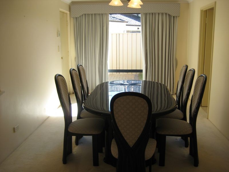 21 Engleswood Arcade, Canning Vale WA 6155