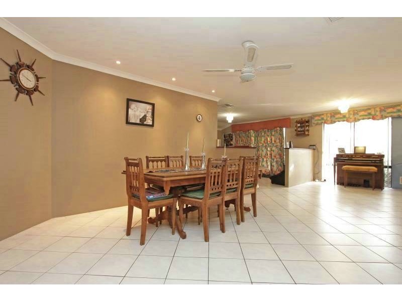 5 Brucedale Pass, Tapping WA 6065