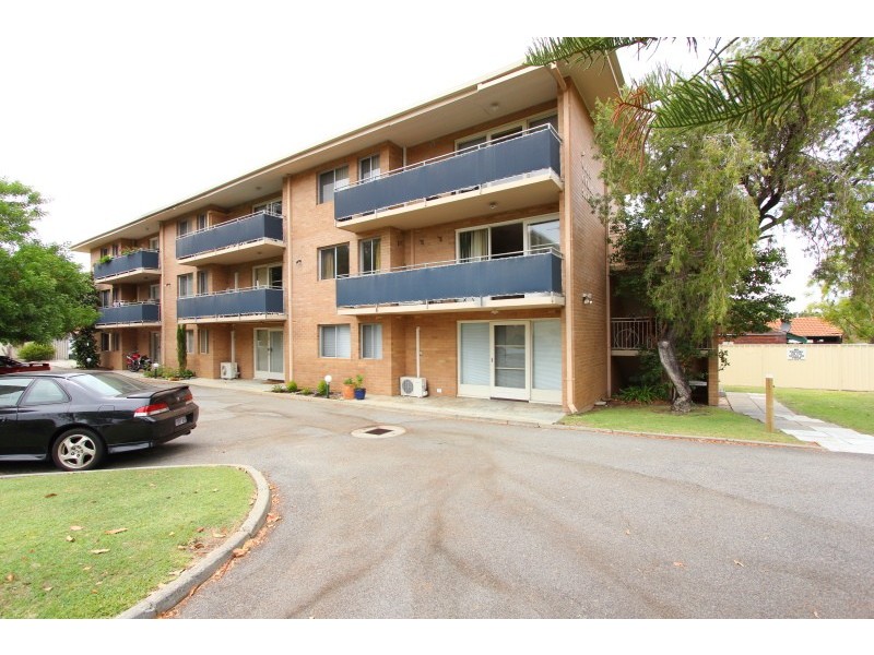 13/24 Baldwin Street, Como WA 6152