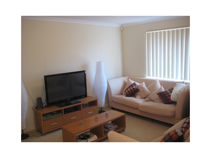 10/51 Braemore Street, Seville Grove WA 6112