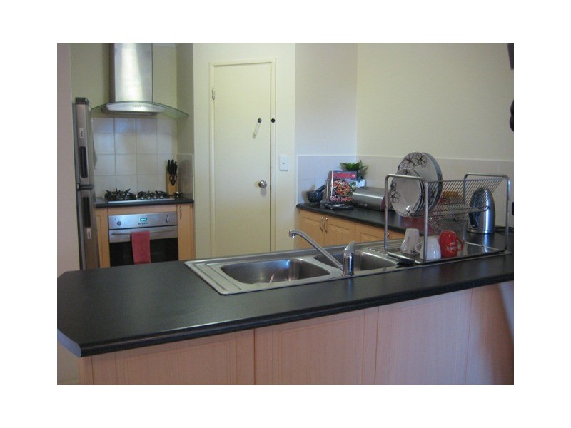 10/51 Braemore Street, Seville Grove WA 6112