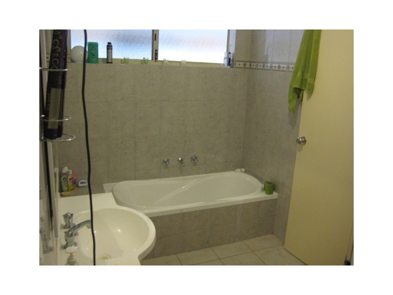 10/51 Braemore Street, Seville Grove WA 6112