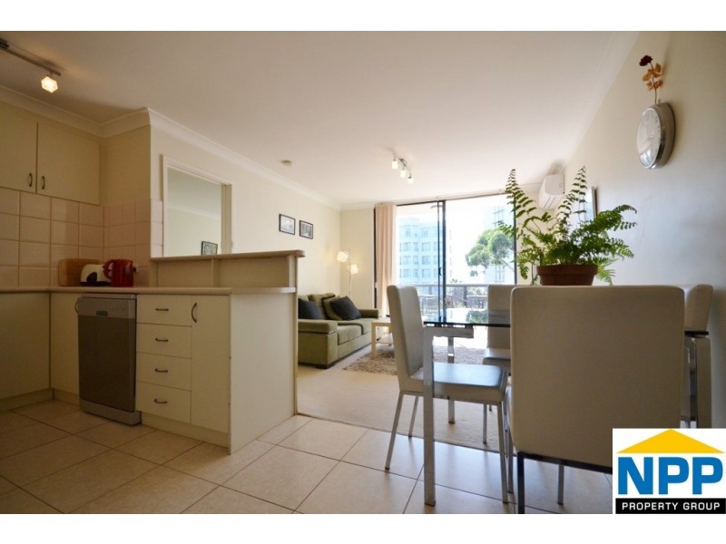 33/134 MILL POINT RD, South Perth WA 6151