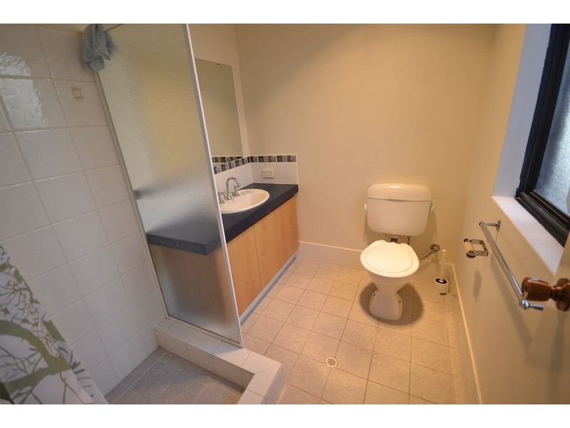 4/11 Exmouth Place, Thornlie WA 6108