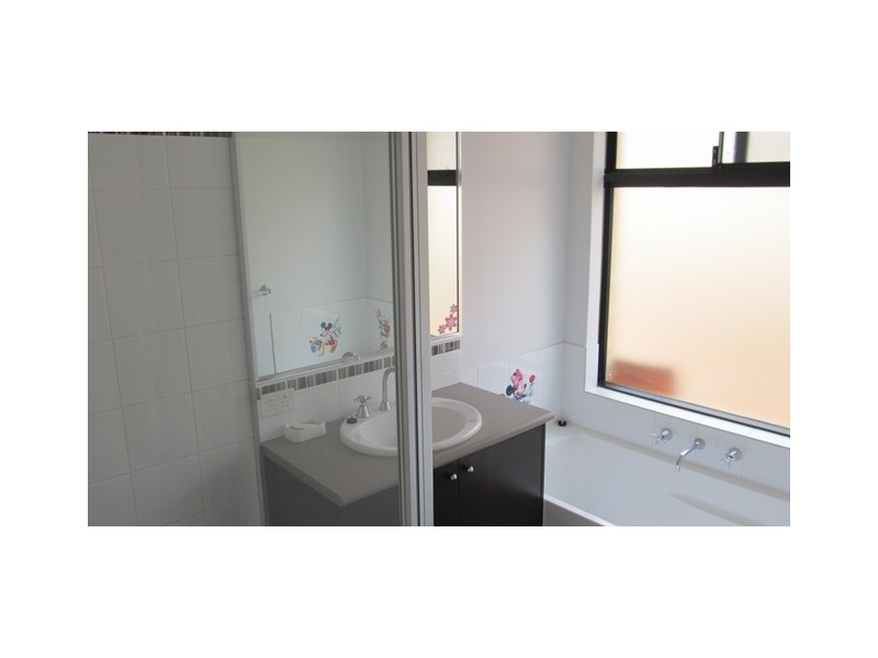 12 Flynn Street, Canning Vale WA 6155