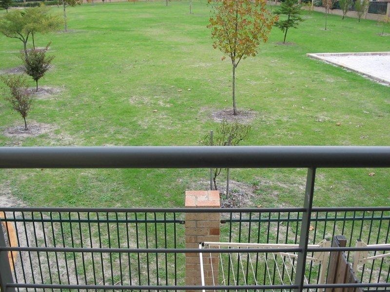 15/22 Gochean Avenue, Bentley WA 6102