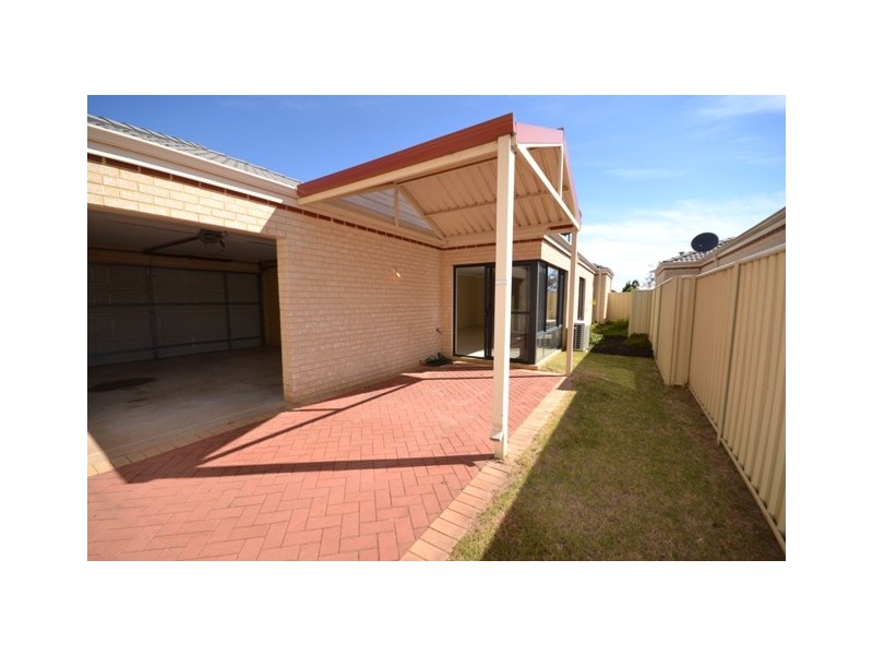 3/40 Mica Mews, Wattle Grove WA 6107