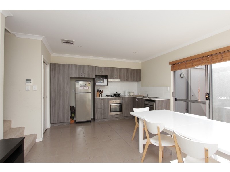 19/39 Simpson Street, Applecross WA 6153