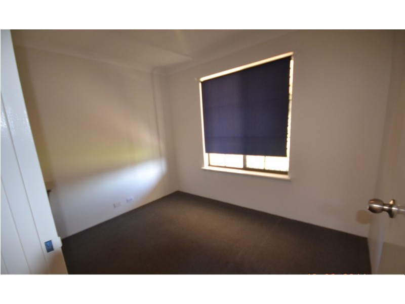 1 Guinivere Way, Camillo WA 6111