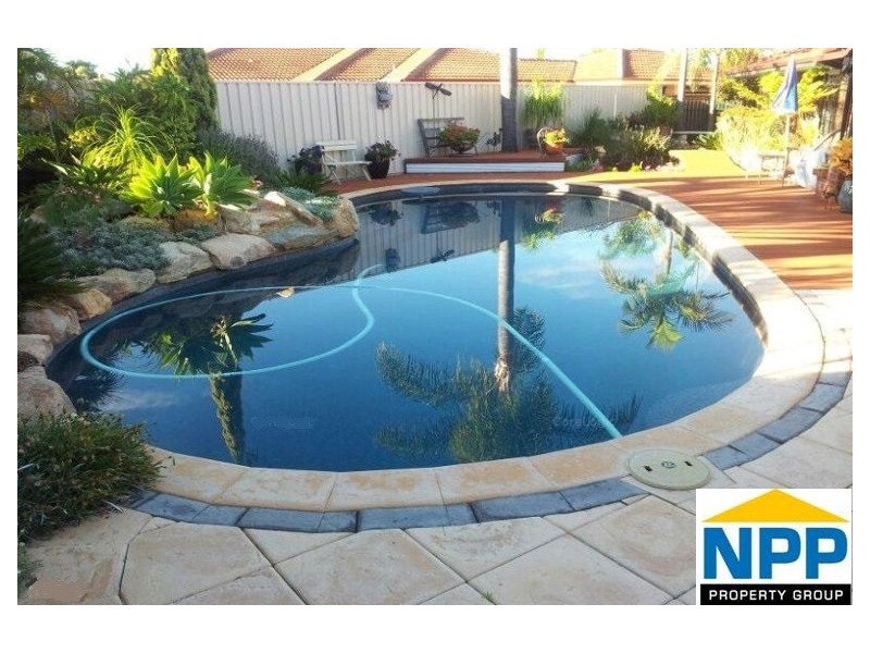 6 Hoya Court, Thornlie WA 6108