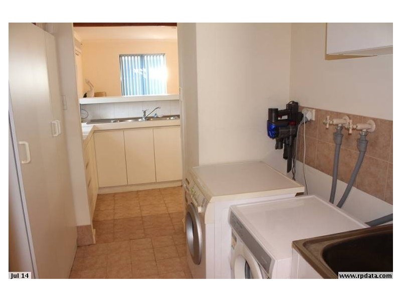 94A Parklands Square, Riverton WA 6148