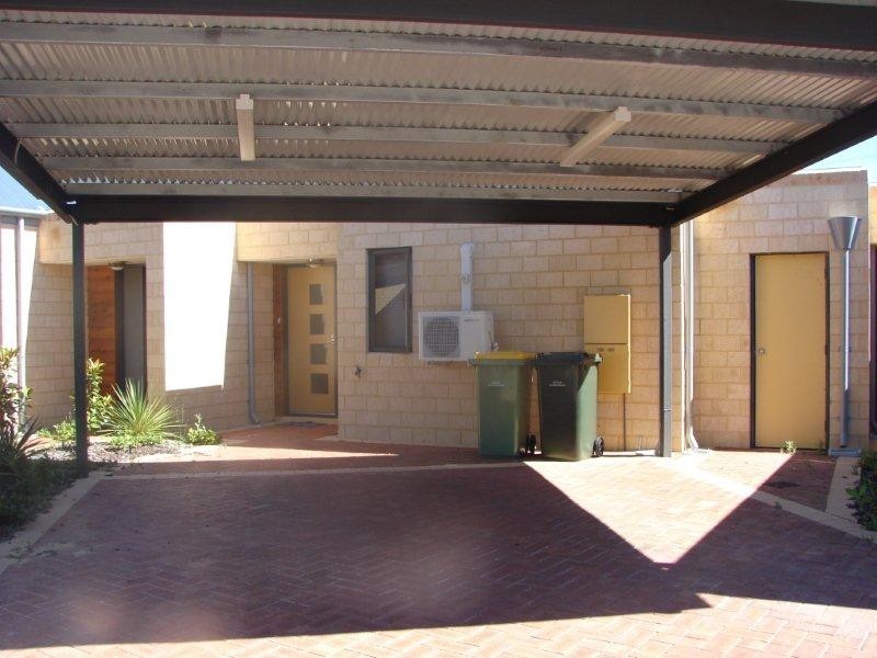 11/18-20 Lake Street, Rockingham WA 6168