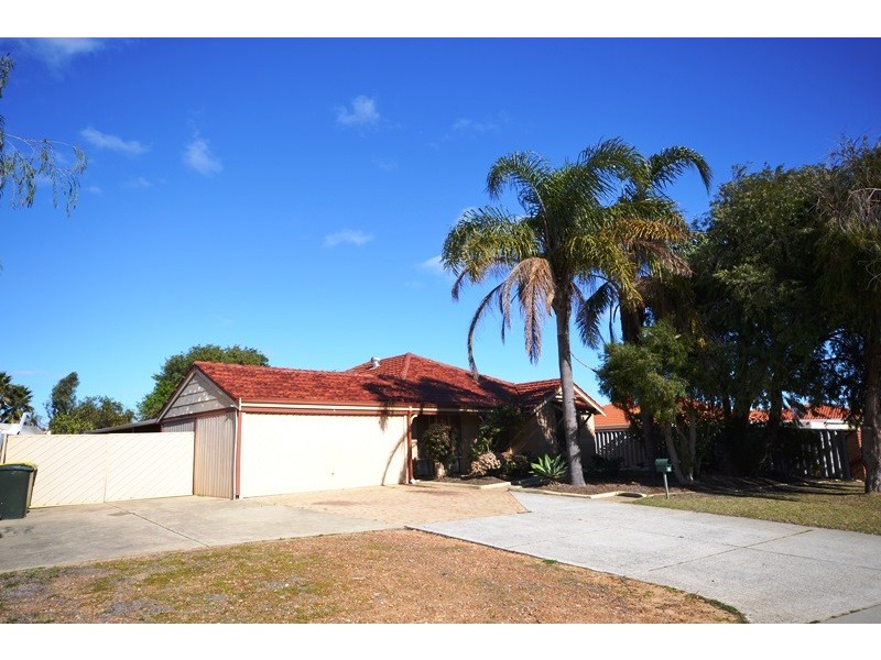 4 Bondi Crescent, Warnbro WA 6169