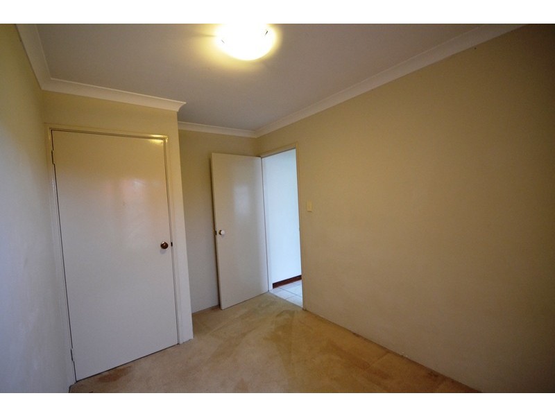 4 Bondi Crescent, Warnbro WA 6169