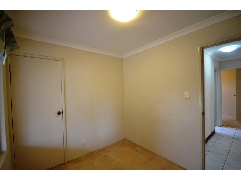 4 Bondi Crescent, Warnbro WA 6169