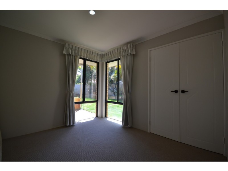 21 Engleswood Arcade, Canning Vale WA 6155