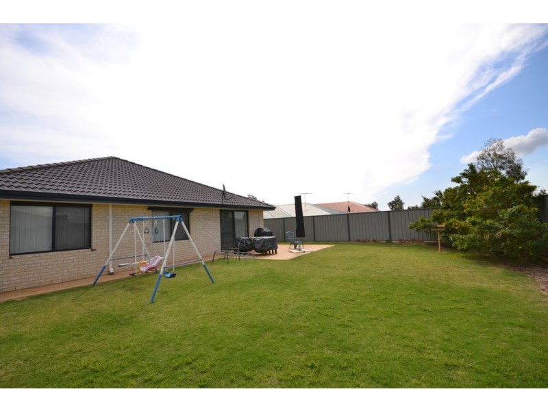 9 Caroona Street, Baldivis WA 6171