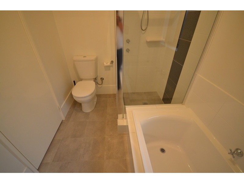 57 St Catharines Promenade, Champion Lakes WA 6111